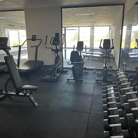 Retreat, Block A1, No 4 Апартаменты *