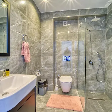 Апартаменты Retreat, Block A1, No 4 *