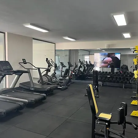 Retreat, Block A1, No 4 Апартаменты